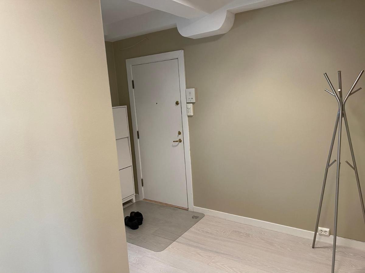 Appartamento Nordic Host As - 2023 Newly Renovated - Close To Royal Palace - Observatorie Gata 10 Oslo Esterno foto